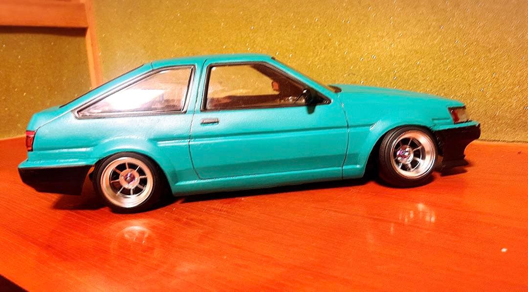 LP-86新品組立済シャーシ+AE86ボディ付