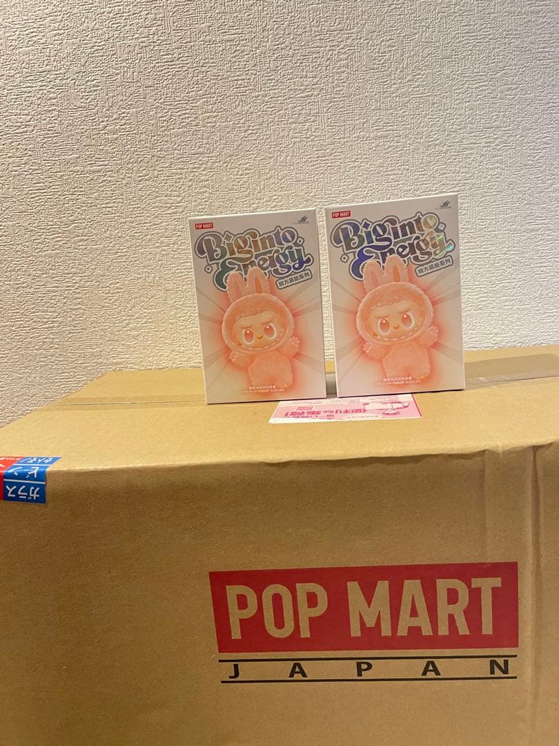【正規品・未開封】Labubu Big into Energy 2箱