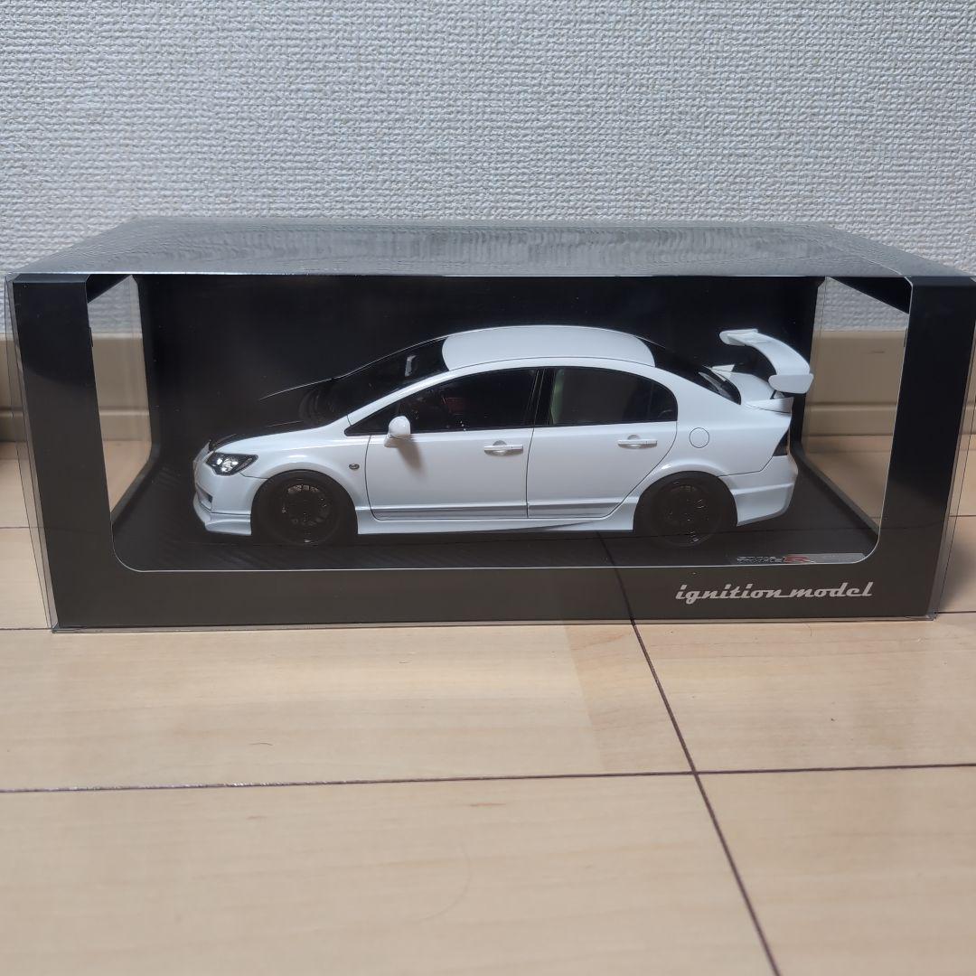 イグニッションモデル ホンダ シビック タイプＲ　FD2 ホワイト 1/18