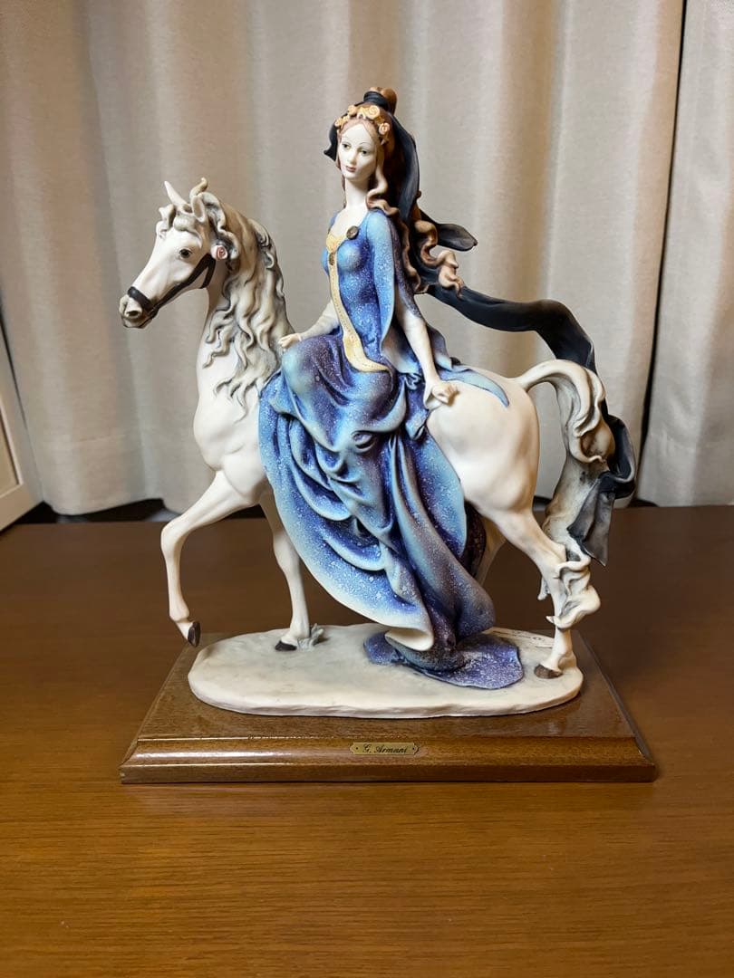 ジョゼッペ アルマーニ フローレンス社 置物 馬 女性