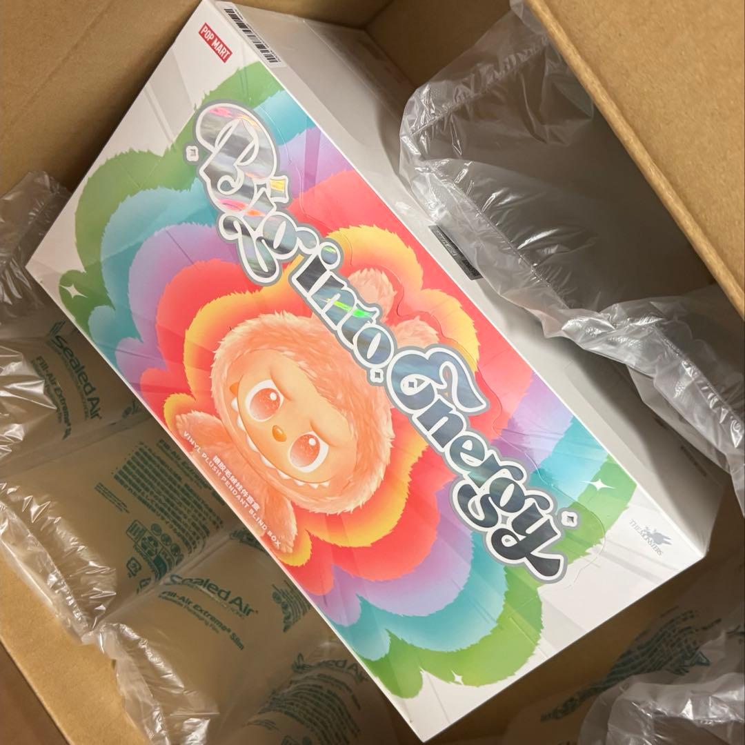 Big into Energy ラブブ ぬいぐるみ　1BOXアソート　正規品