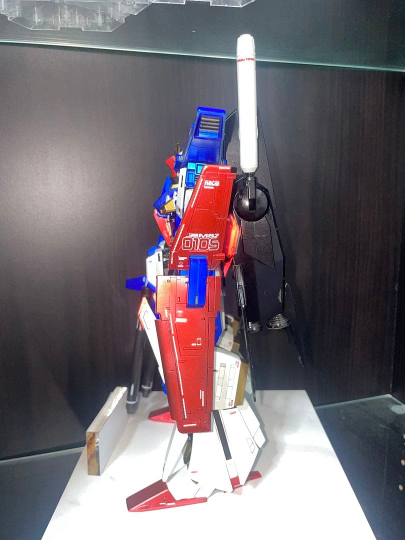 MG 強化型 ZZガンダム Ver.Ka 完成品　塗装完成品