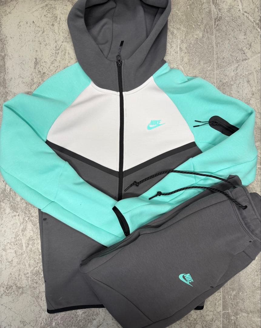 NIKE テックフリース　S 上下セット