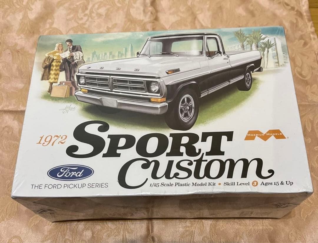 完売品　1972 フォード スポーツカスタム ピックアップトラック