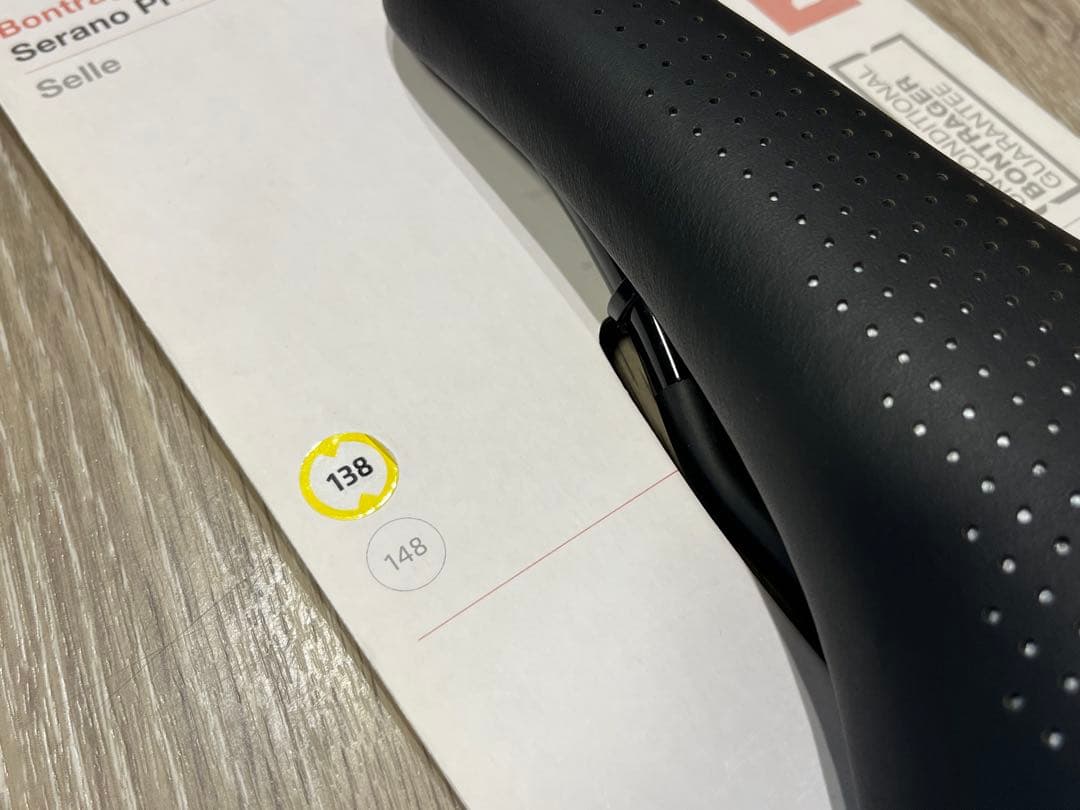 新品 Bontrager Serano Pro カーボンレール 50%OFF!!