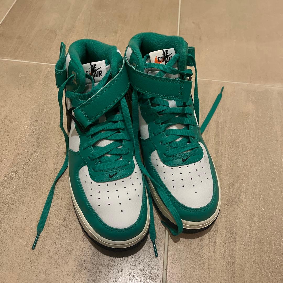 Nike エアジョーダン ハイカットシューズ グリーン/ホワイト