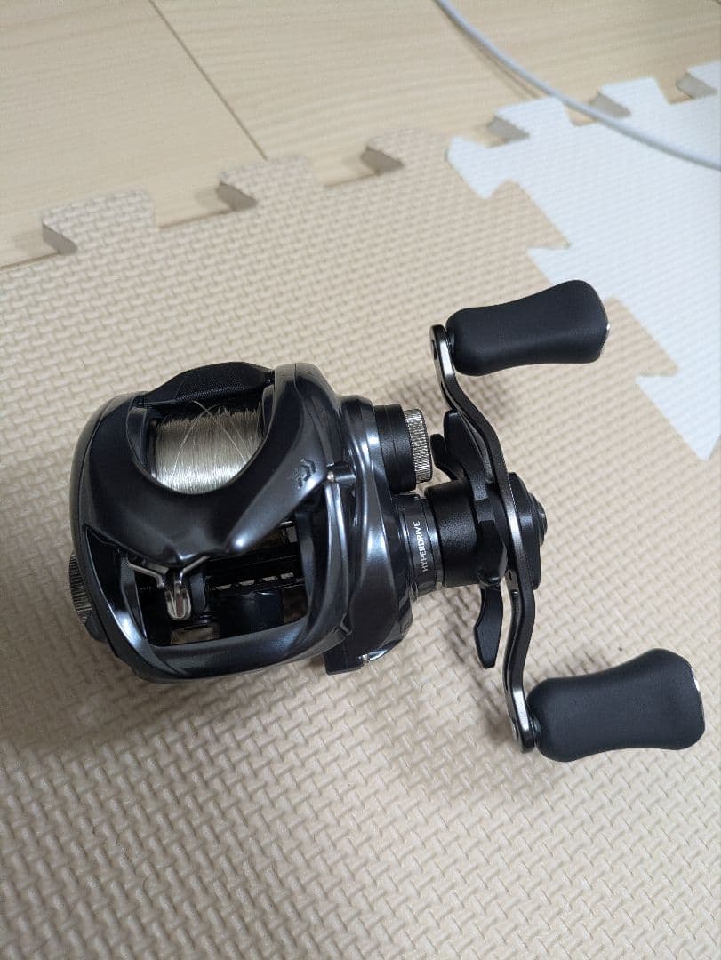 ダイワ　25タトゥーラSVTW 100HL　左ハンドル