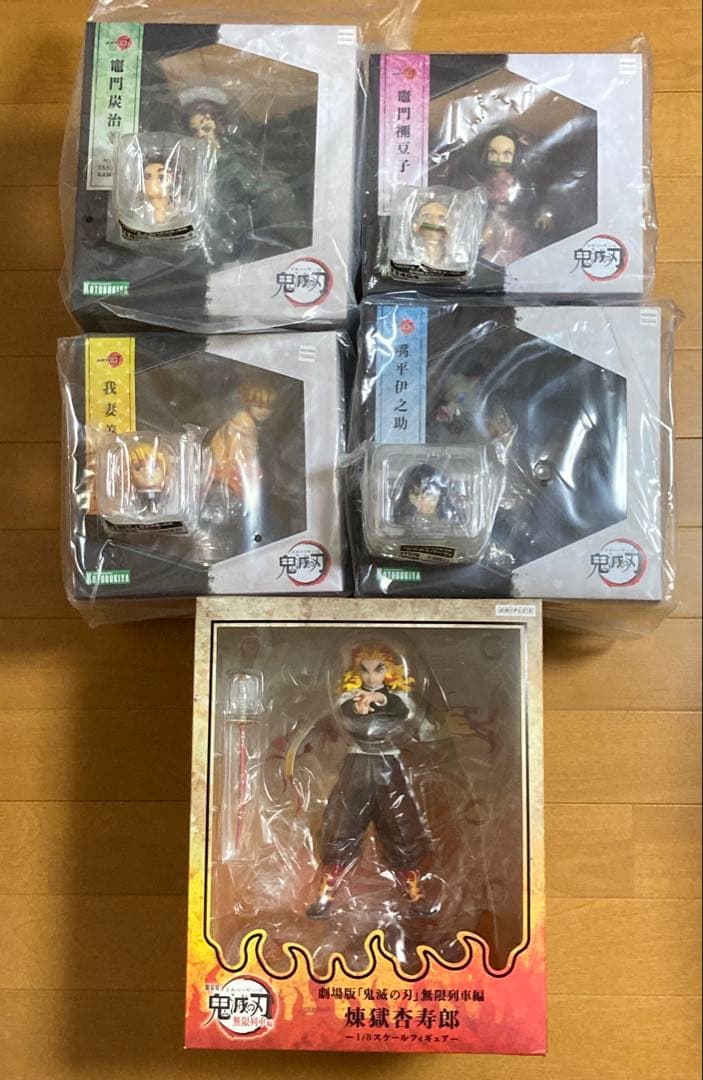 【新品未開封】鬼滅の刃　フィギュア5点セット　炭治郎　禰豆子　善逸　伊之助　煉獄