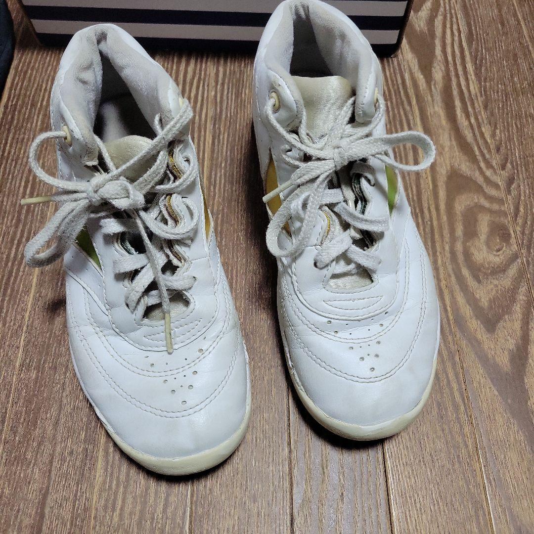 チアリーディングパンツ　シューズセット　ウィンドブレーカー