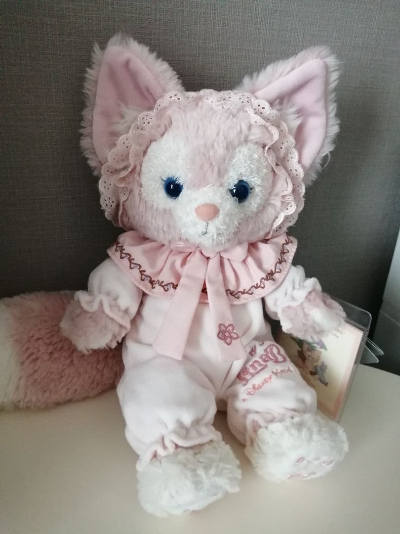 上海ディズニー　リーナベル　パジャマ　ぬいぐるみ