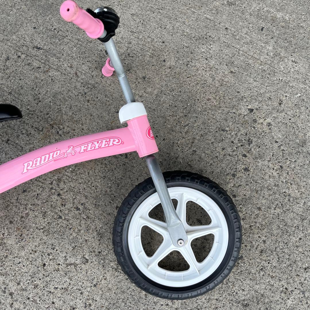 バランスバイク　ラジオフライヤー　ピンク　ストライダー