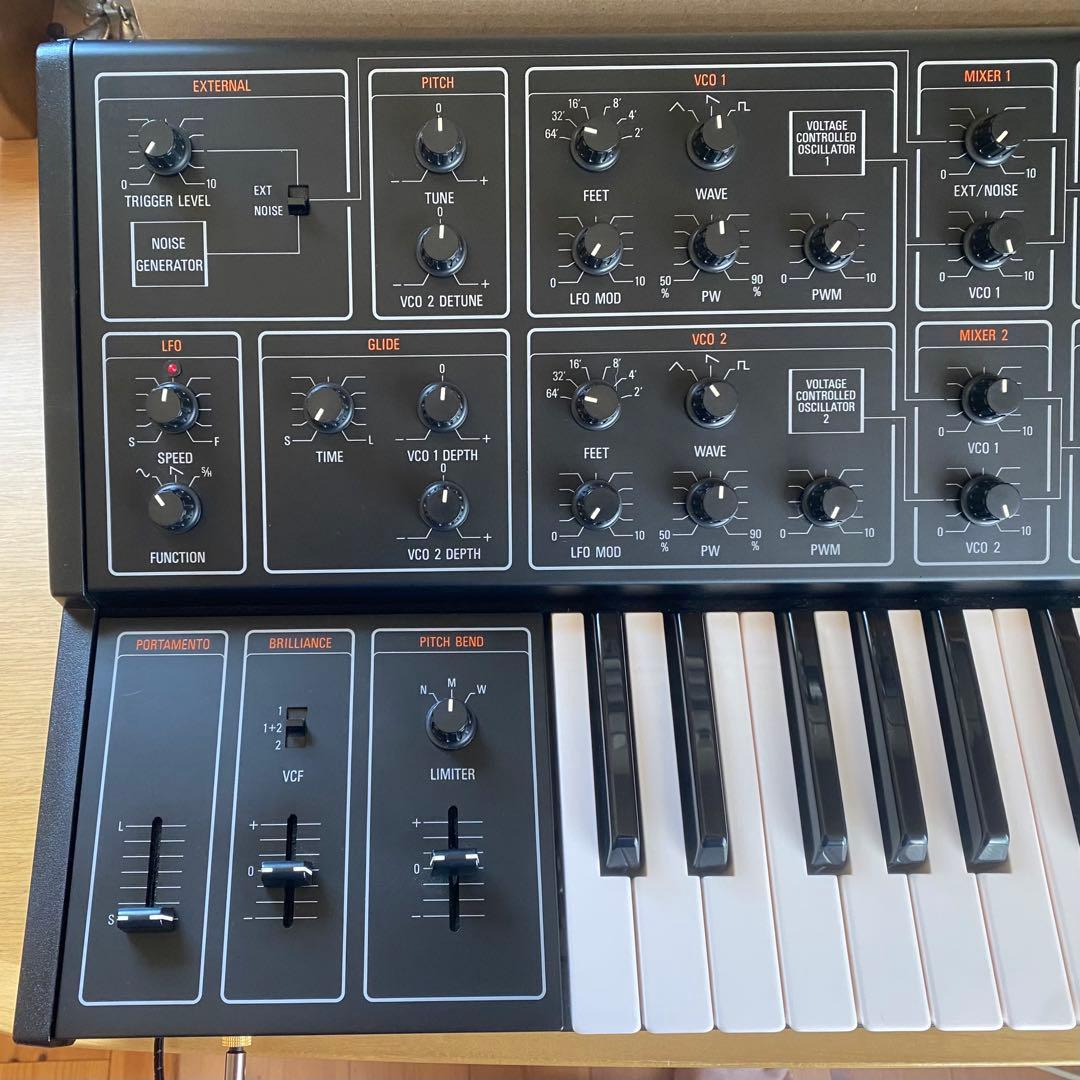 YAMAHA CS-15 シンセサイザー