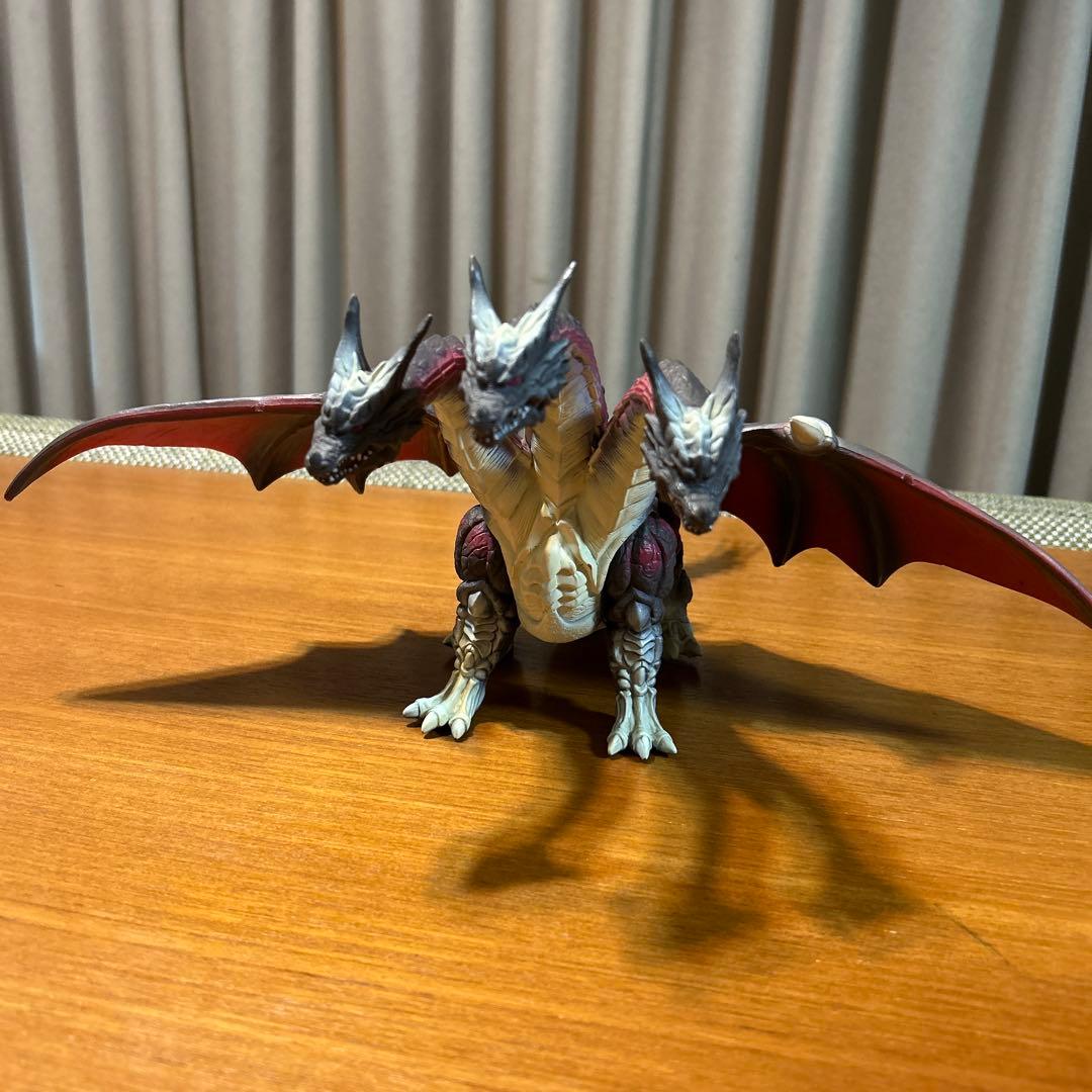 フィギュア デスギドラ　ゴジラシリーズ　全長約30cm