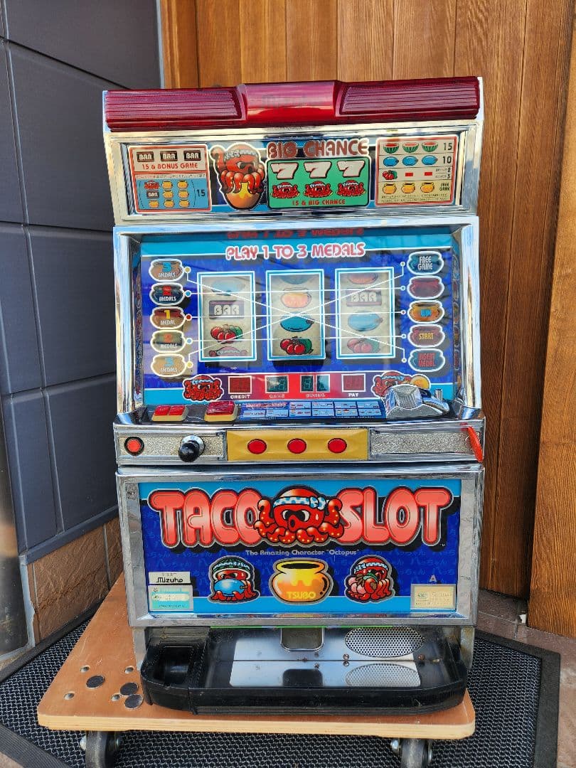パチスロ　実機　4号機　タコスロ