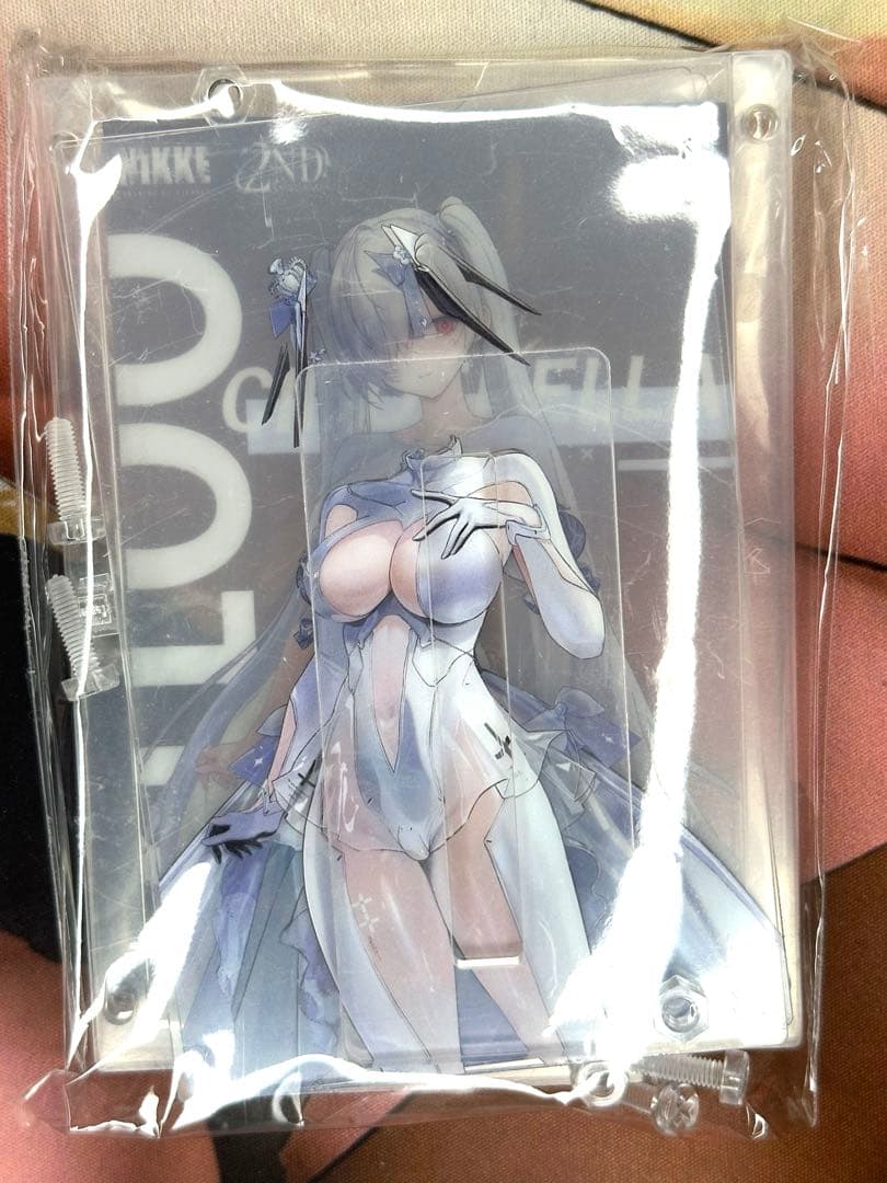 c107 NIKKE アクスタ　シンデレラ