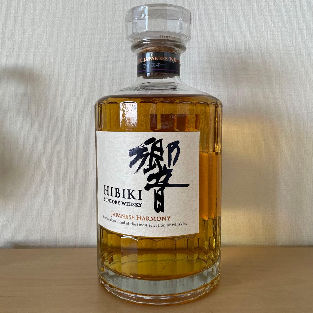 サントリー　響　JAPANESE HARMONY 700ml