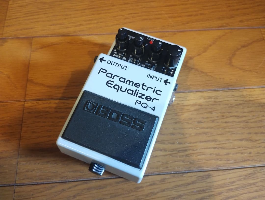 BOSS PQ-4 パラメトリックイコライザー