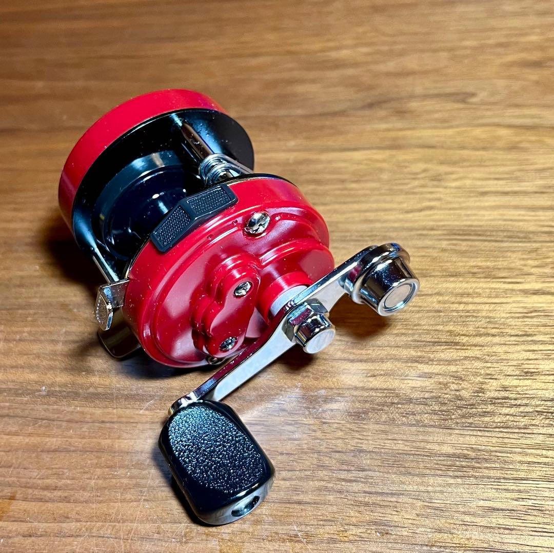 超美品！ ビンテージ　Daiwa ダイワ　ミリオネア　ST-1000