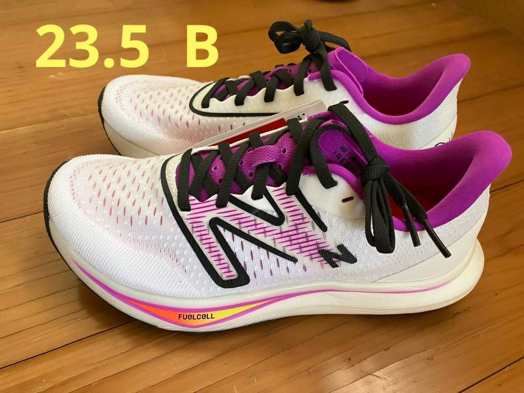 スパイク・シューズ New Balance FuelCell rebel 23.5 B