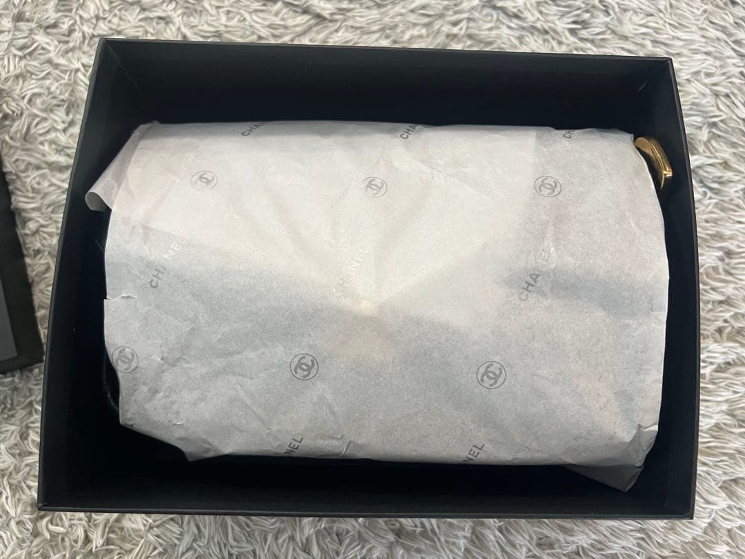 CHANEL シャネル　 ブラック ショルダーバッグ ゴールド金具 ノベルティ