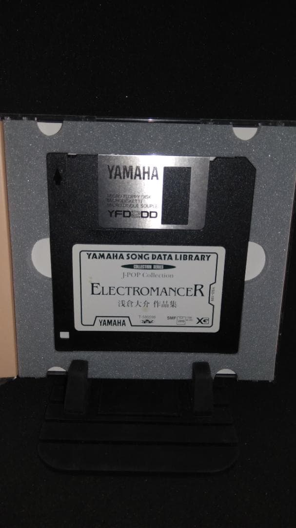 エレクトロマンサー　浅倉大介作品集　XG SMF MIDI YAMAHA EOS