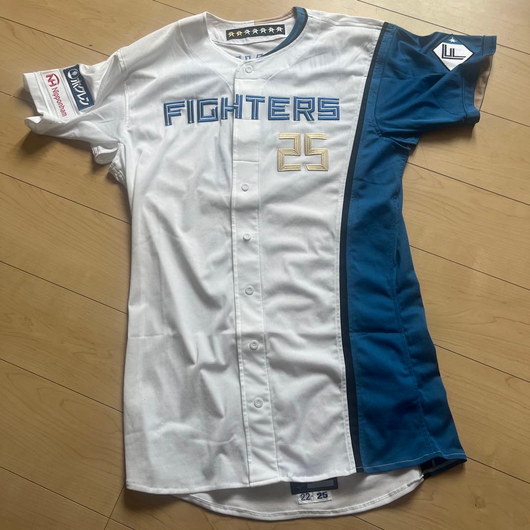 ファイターズ　宮西25 プレイヤーズコレクタブルユニフォーム