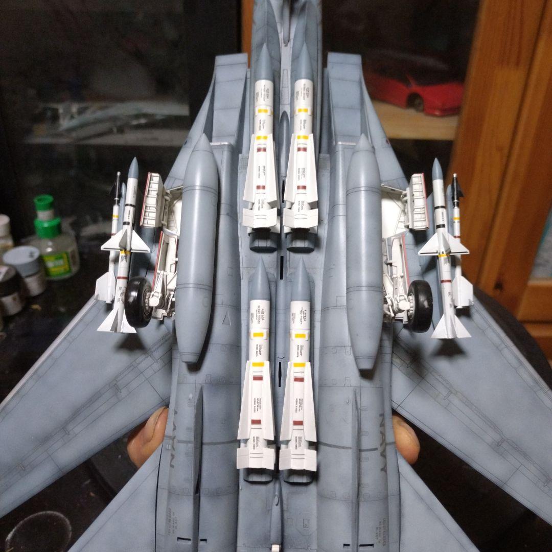 タミヤ 1/48 F14Aプラモデル塗装済み完成品