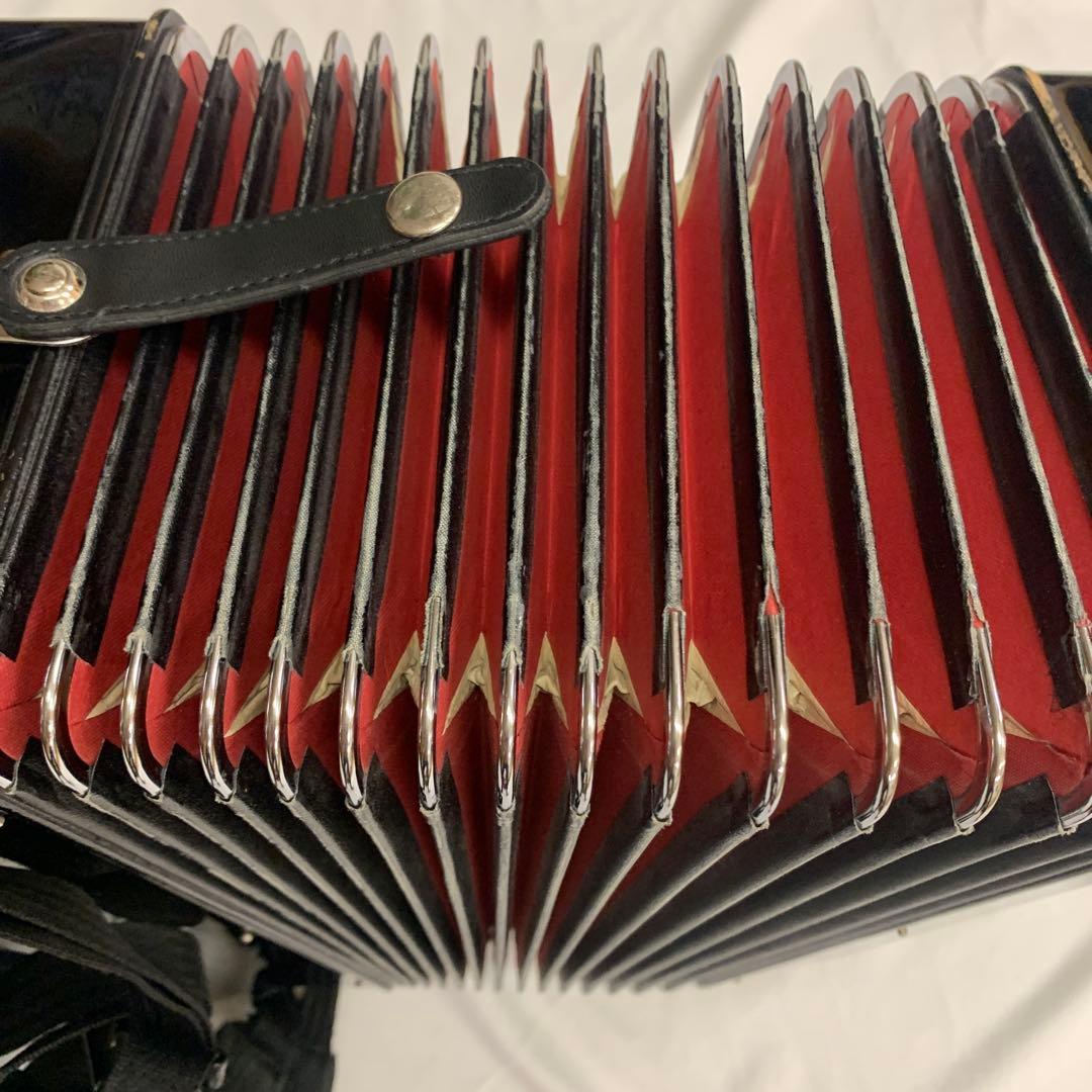 Hohner Bravo III 72 アコーディオン　 34鍵 72ベース