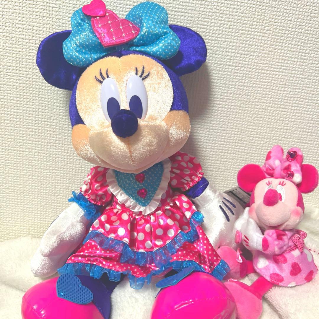 ぬいぐるみ＆ぬいぐるみチャーム　ミニーのファンダーランド