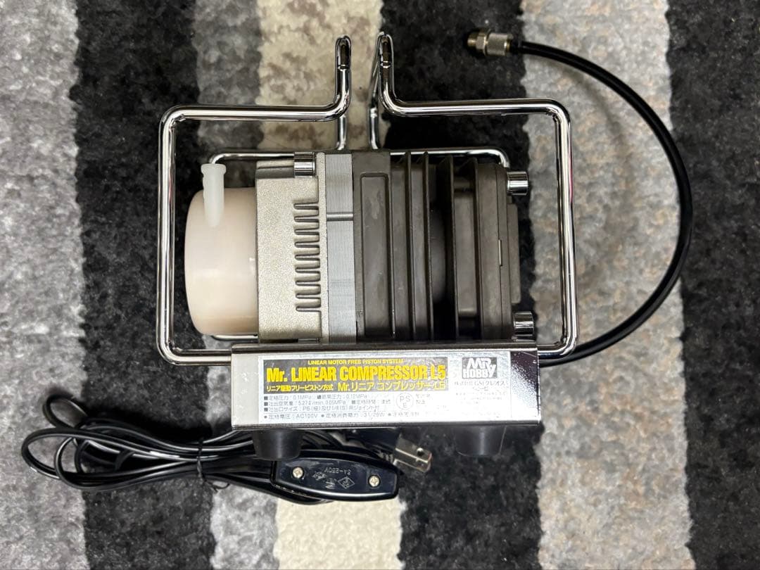 クレオス　Mr.リニアコンプレッサーL5 レギュレーター、エアブラシ付き