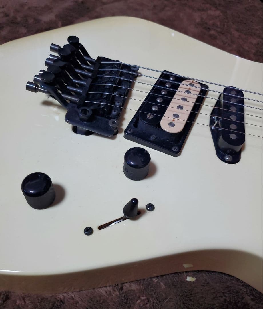 Kramer クレイマー エレキギター ネプチューン USA バナナヘッド