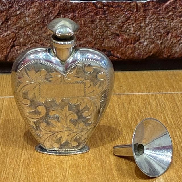 ♪シルバー950　アンティーク　香水瓶