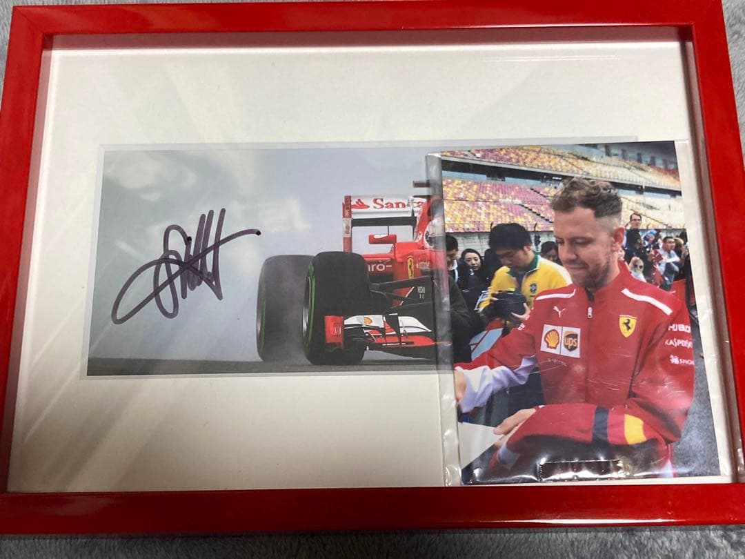 F1 セバスチャン・ベッテル 直筆サイン入り フォト