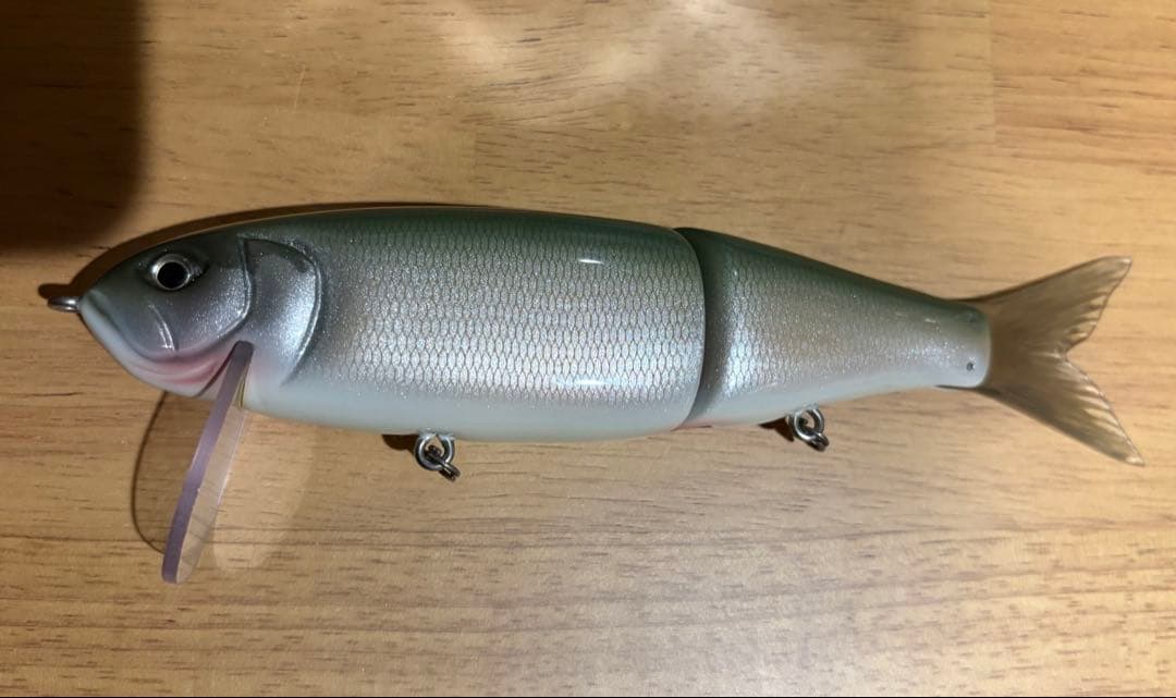 デルレイッチ ザックベイツ