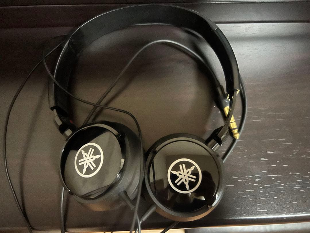 YAMAHA電子ピアノ　CLP-635 1万5千円マット含む