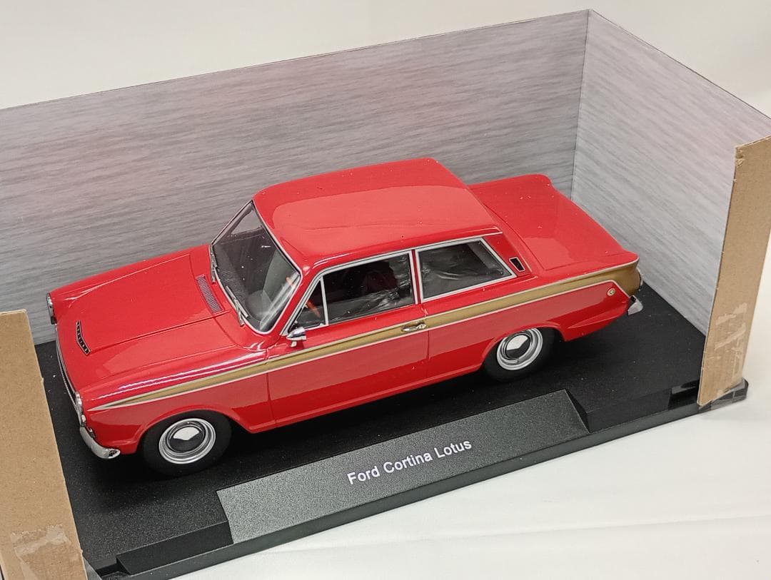 MCG 1/18 フォード ロータス コルティナ Mk.I 1966 レッド