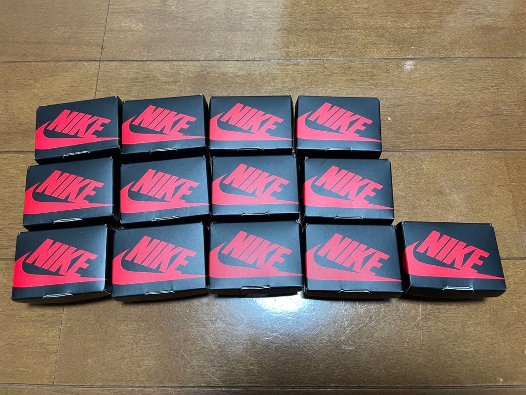 NIKE スニーカーガチャ　13種