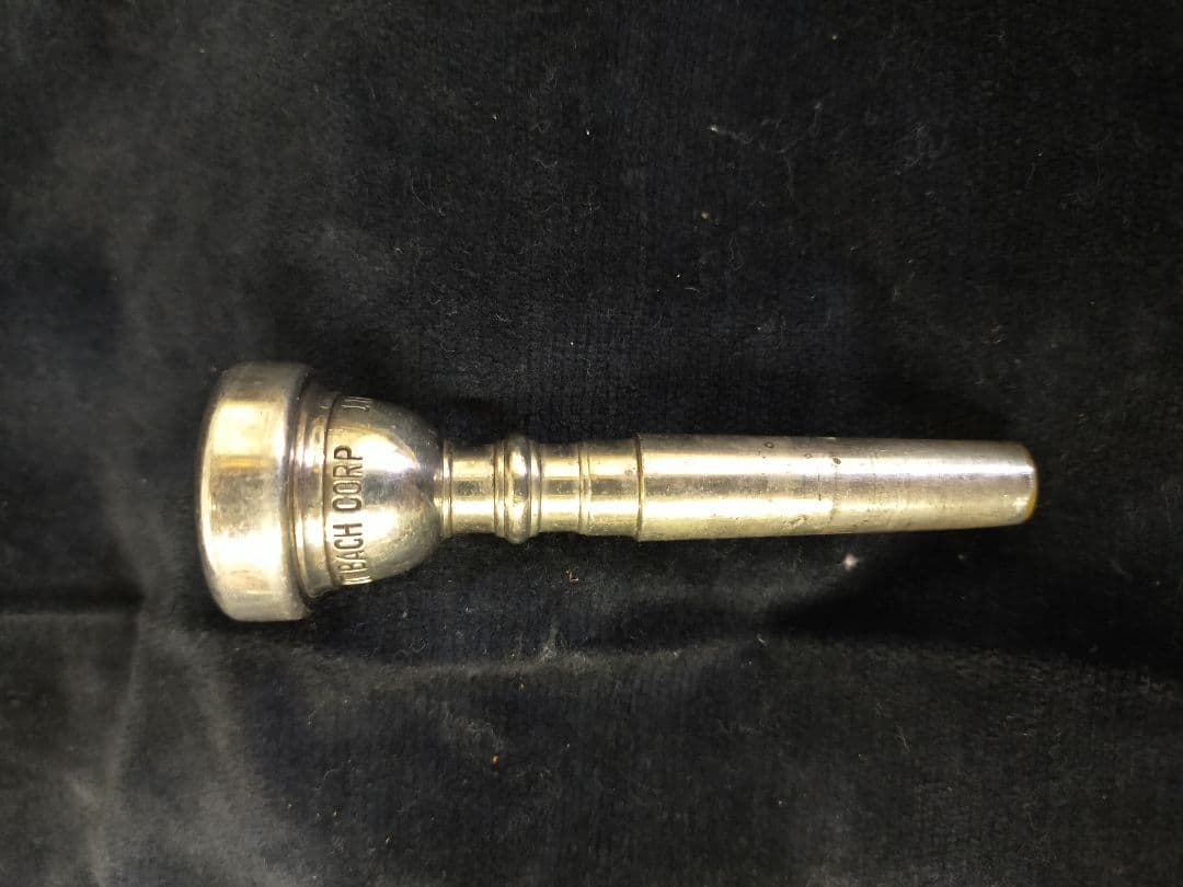 トランペットマウスピース Bach corp 11D