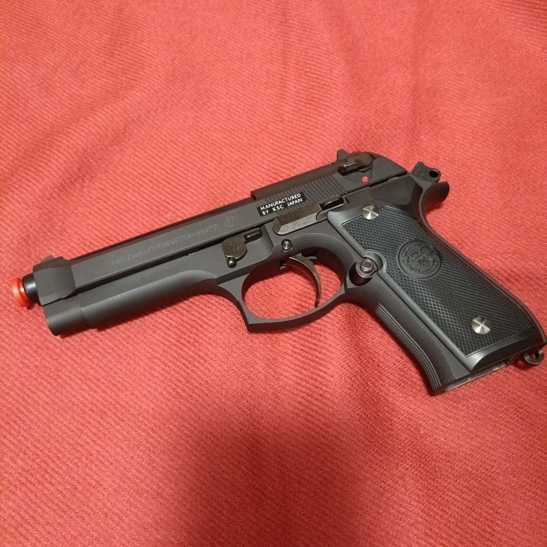 【セットでお買得】KSCエアガン M9 ケースほか付属品多数