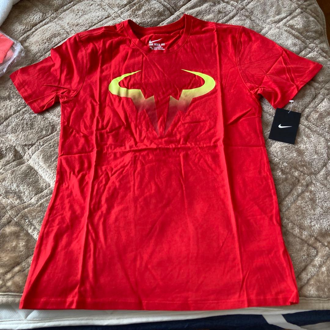 Nike ナダル　レッド Tシャツ ロゴ入り