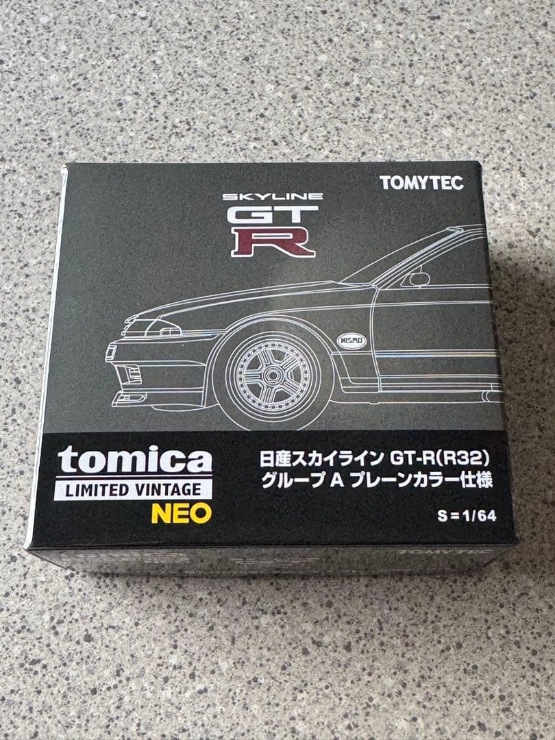 東京オートサロン2026限定トミカ　日産スカイライン　GT-R R32
