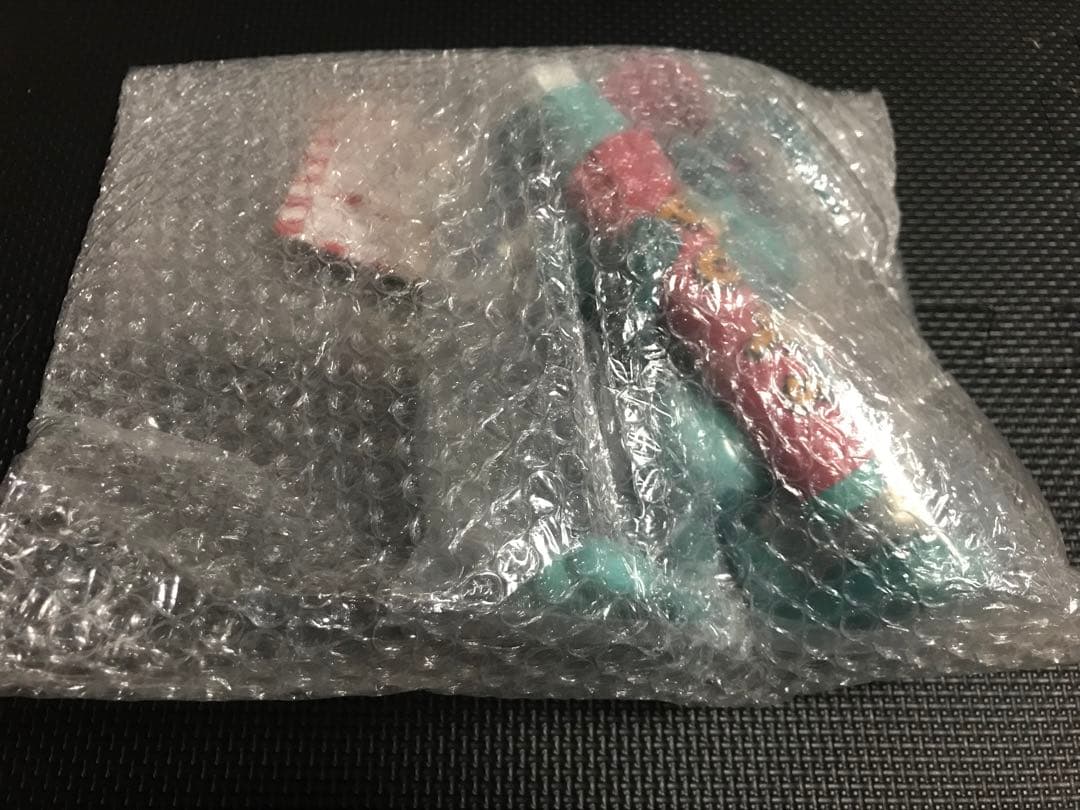 PUTS グラフィティー FIGURE
