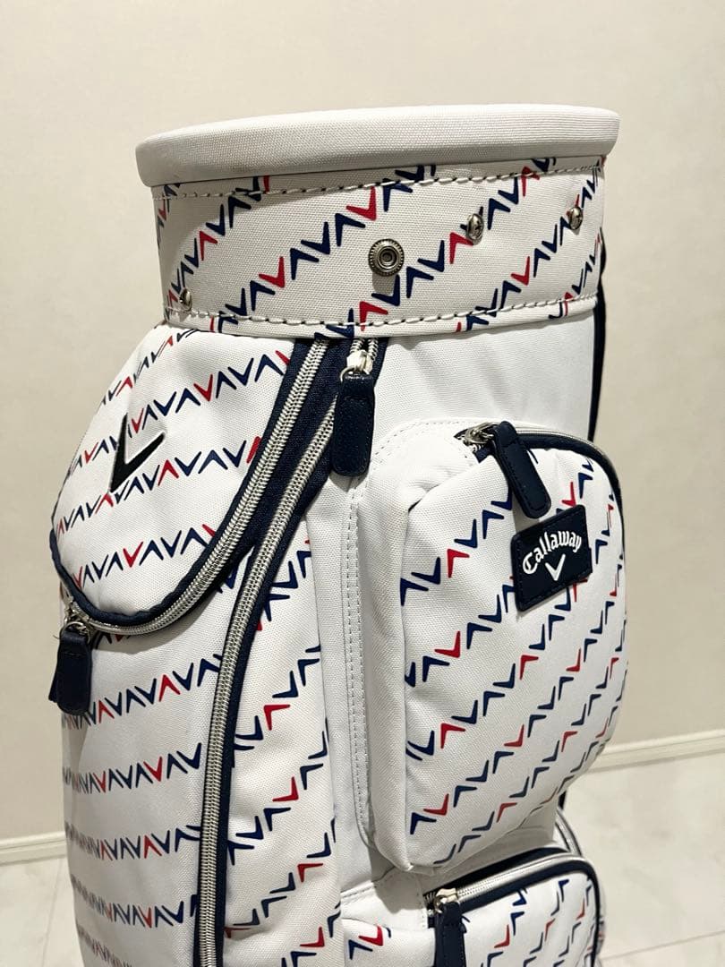 Callaway 幾何学模様 キャディバッグ　ホワイト ゴルフシューズ入れ付き