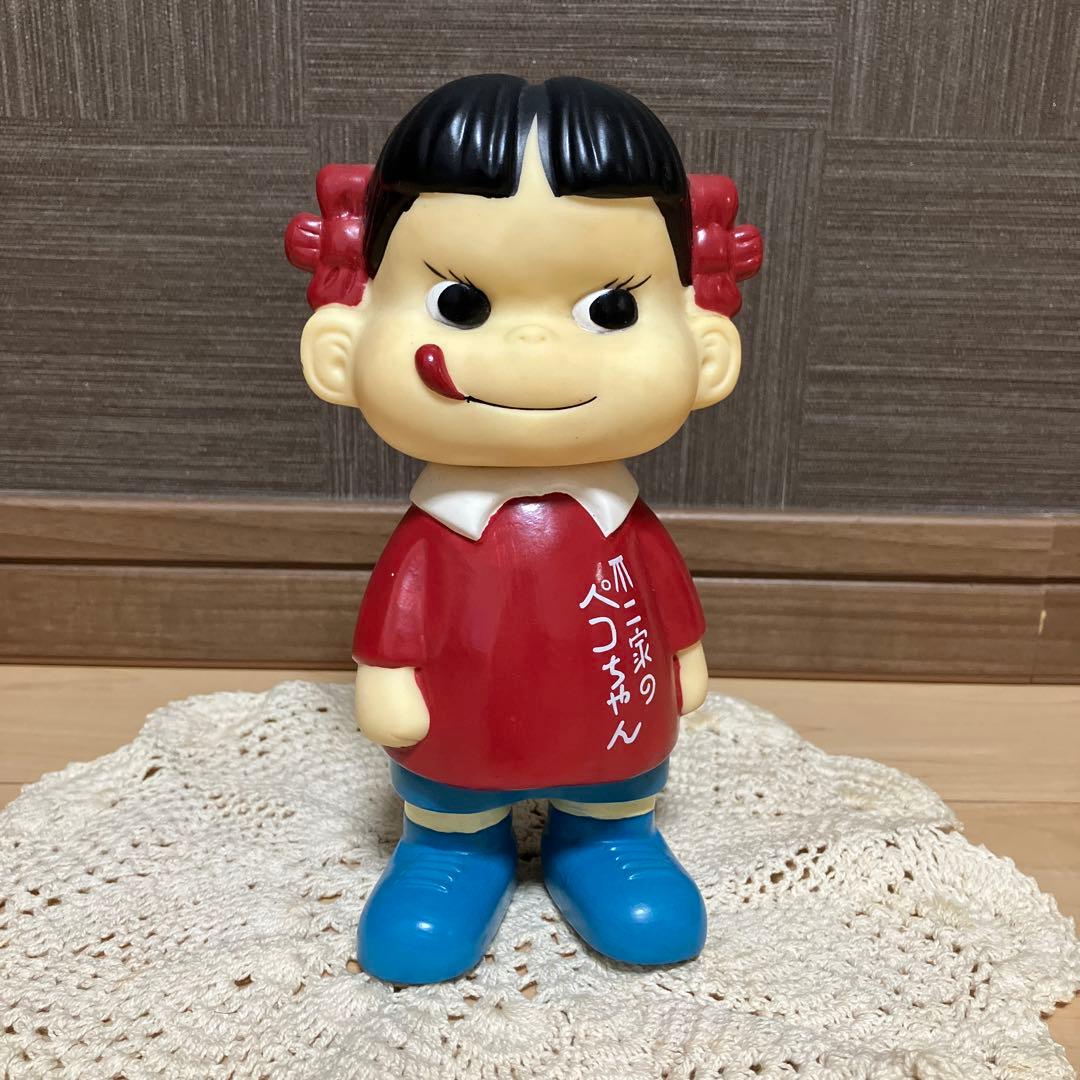 【値下げしました】不二家 ペコちゃん 貯金箱　フィギュア