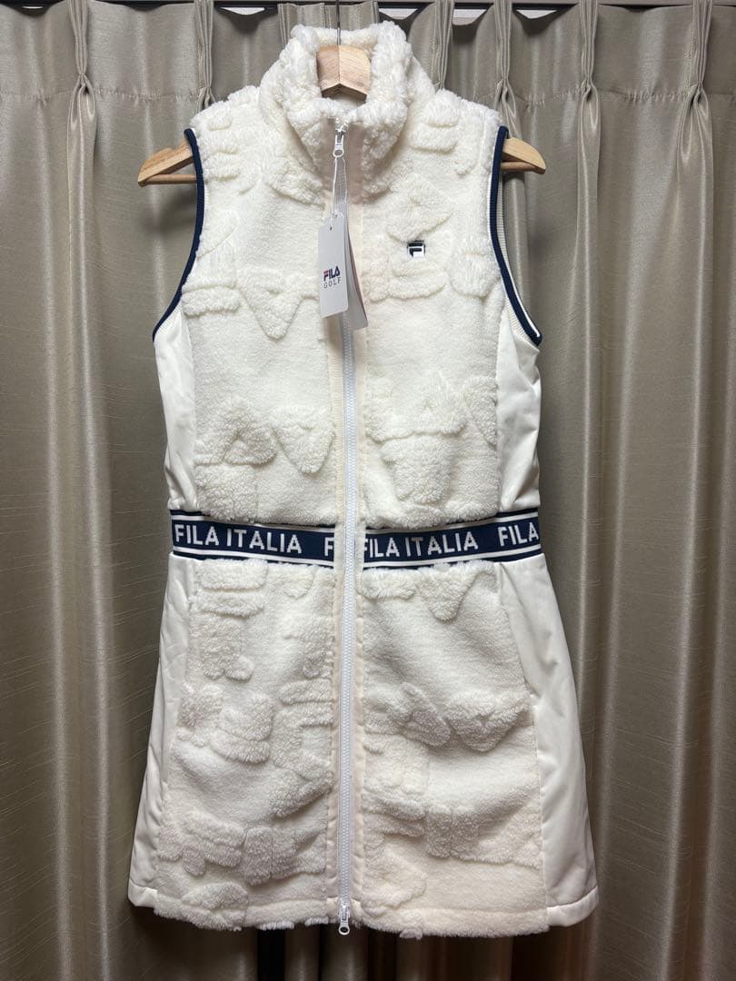 【新品】FILA ベストＭ