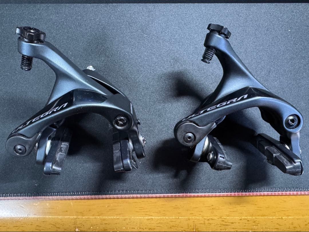 SHIMANO R8000 ブレーキ前後セット