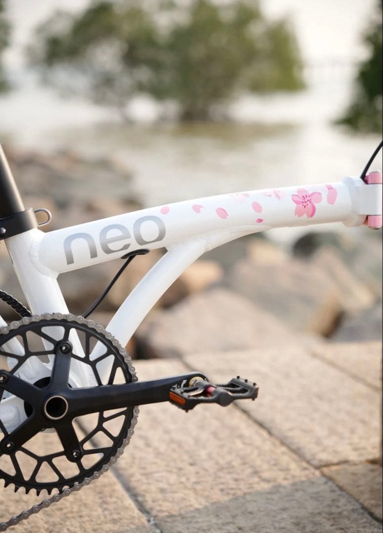 日本桜限定モデル アルミ合金製Brompton同系 16インチ折りたたみ自転車
