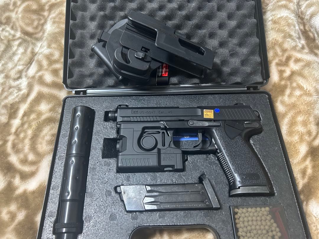 東京マルイ SOCOM MK23 影縫カスタム　ホルスター付き