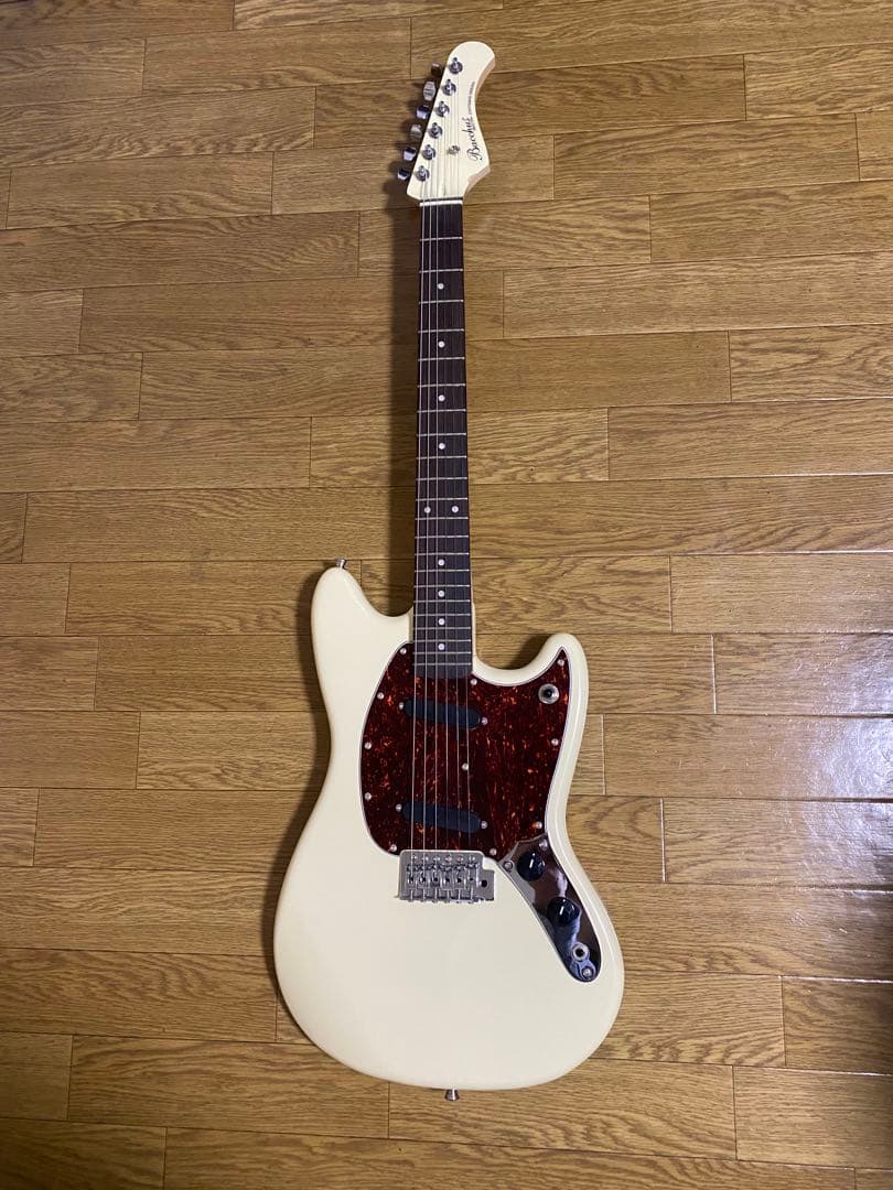 Bacchus ムスタング アイボリー BMS-1R