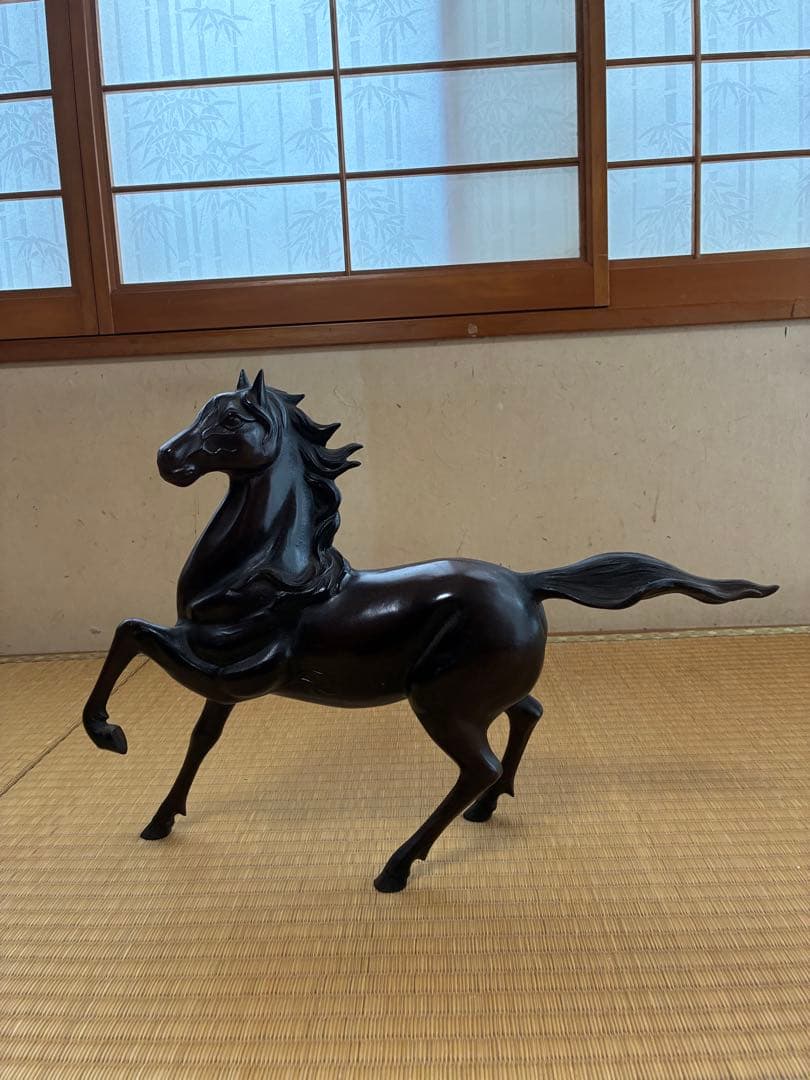 鉄製の馬